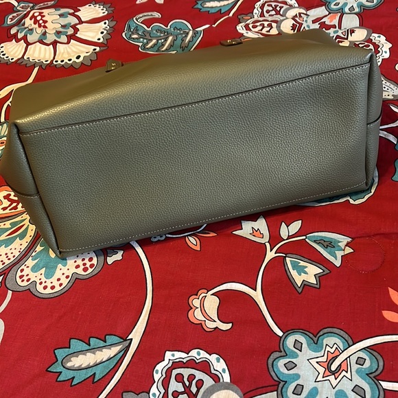 Coach tote - Picture 3 of 9